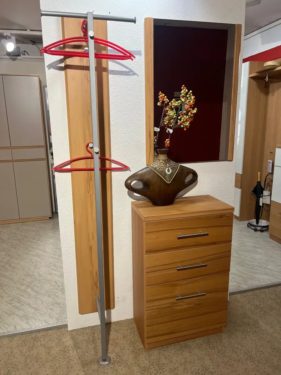 Garderobe MULIT-COLOR UNO